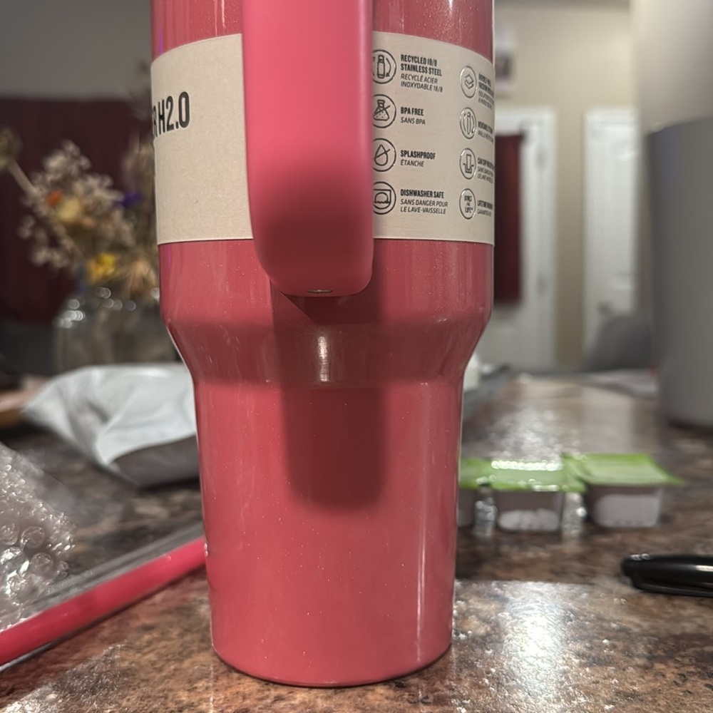 Stanley Pink Quencher H2.0 Tumbler - Picture 4 of 5